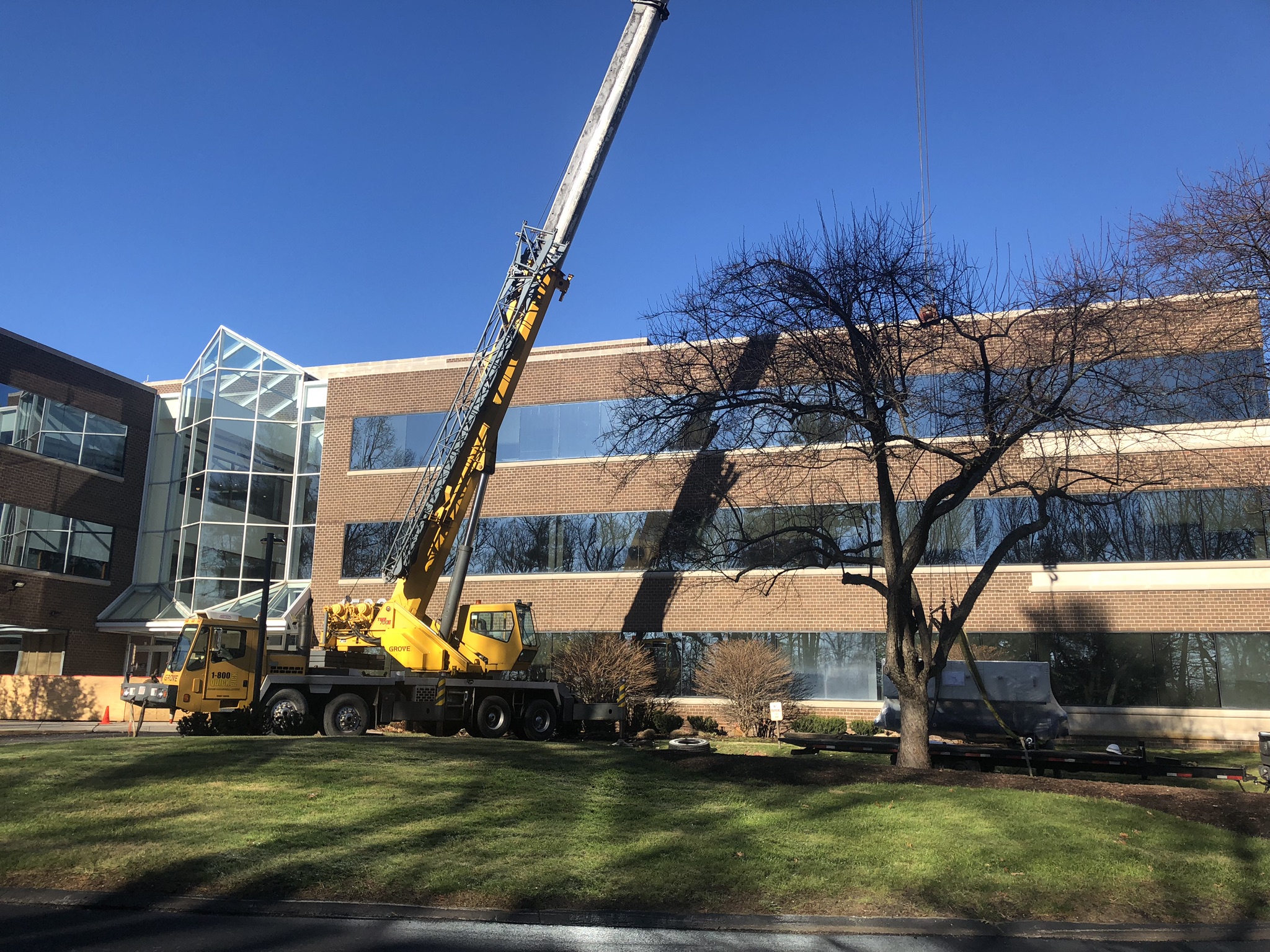 Design-Build Chiller Upgrade: $171k Rebate and $84k Annual Energy Savings for Client