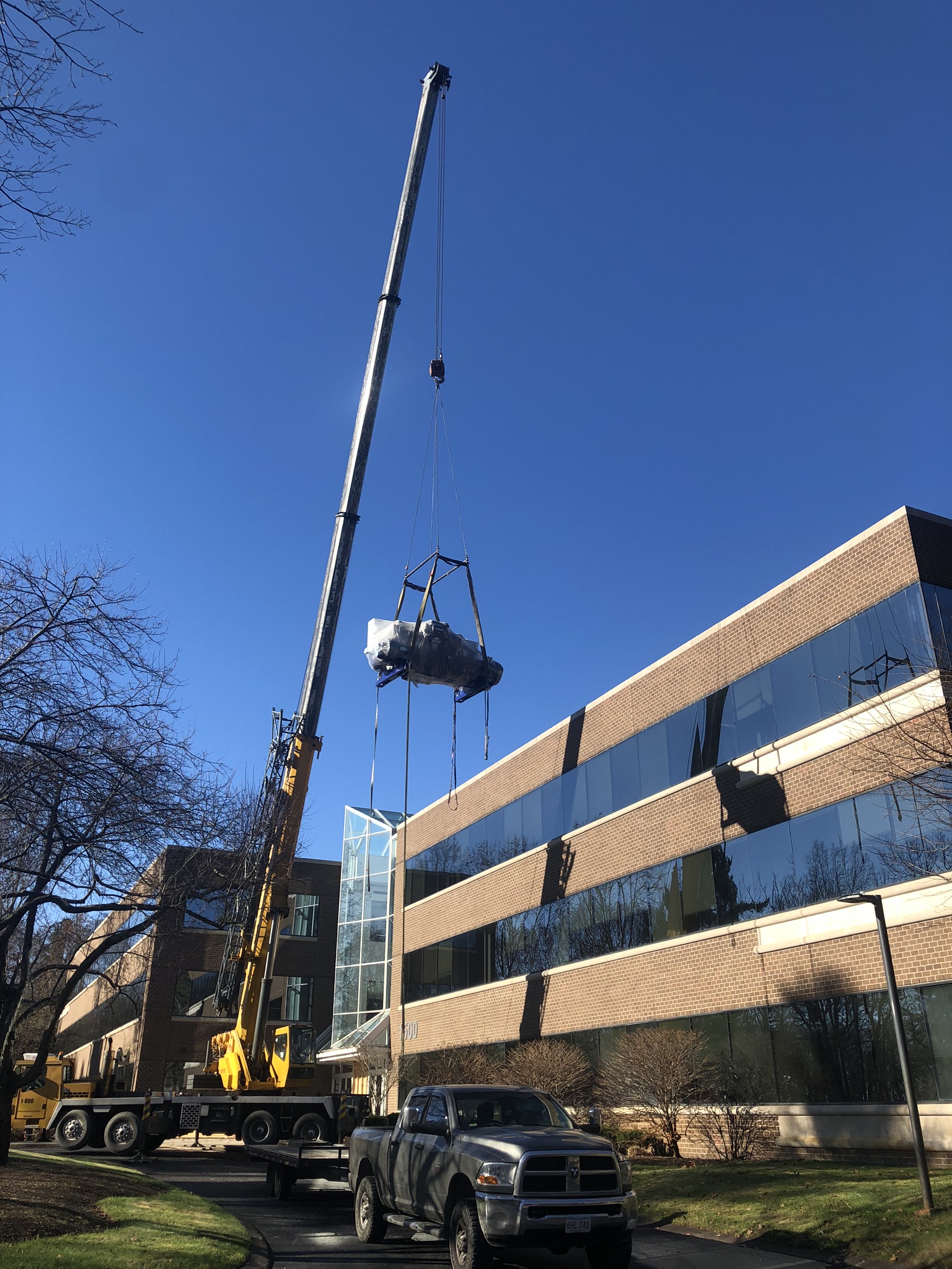 Design-Build Chiller Upgrade: $171k Rebate and $84k Annual Energy Savings for Client